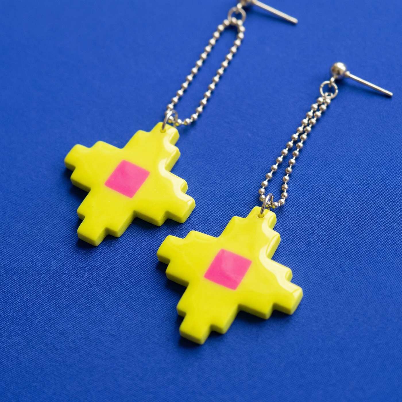 Yellow & Pink Pixel Star Bead Chain Dangle Earrings